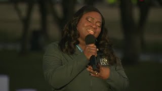 Nurse sings 'Amazing Grace' at COVID-19 ceremony at Lincoln Memorial reflecting pool