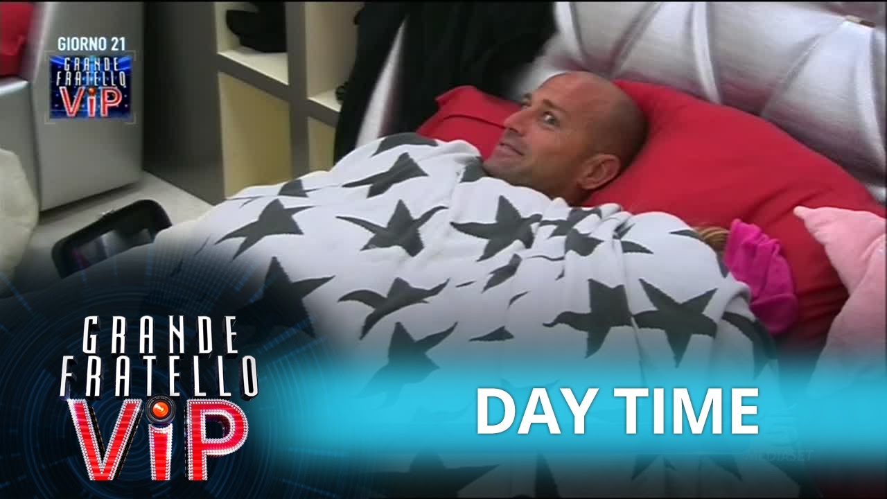 Grande Fratello Vip - Flirt tra Valeria Marini e Stefano Bettarini?