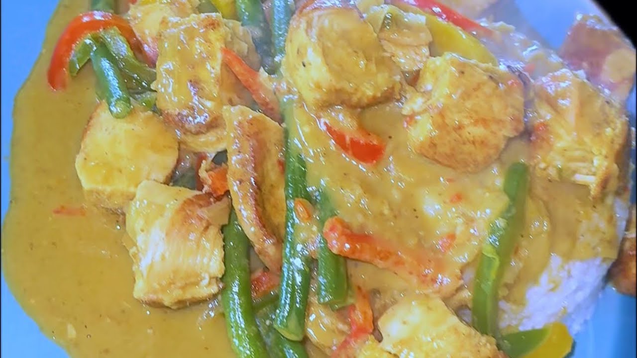 Green thai curry with a touch of Indian spice - YouTube