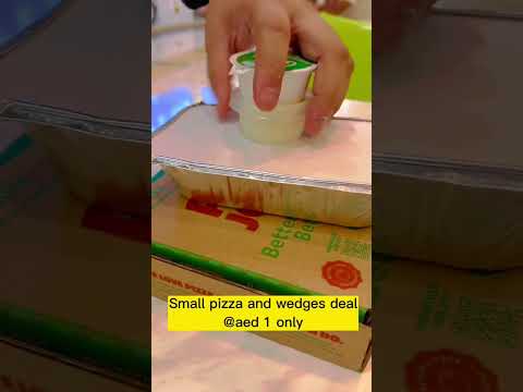 Explore Cool Restaurants in Dubai | Papa johns Pizza Deal in Dubai | One of the best pizza in Dubai