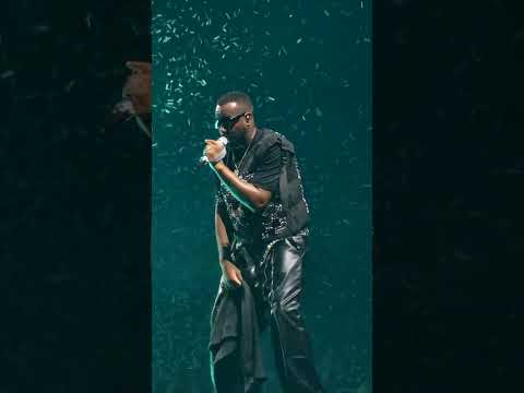 Parisienne et Un monde à l'autre - Gims ft. La Mano 1.9 & SCH Live U Arena 21/12/2025