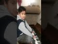 My friends sucks at playing piano