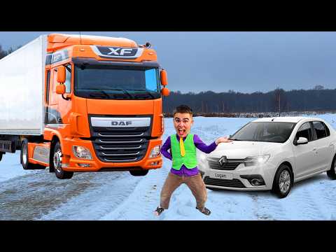 Police Chase a Motorcyclist Who Suddenly Stops to Help a Family | Top Video 2026 Funny Comedy