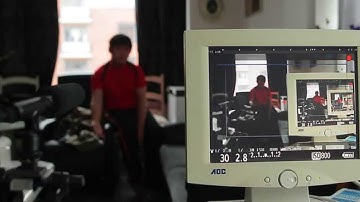 Internal versus external mic on Canon EOS 550D ML by Chung Dha