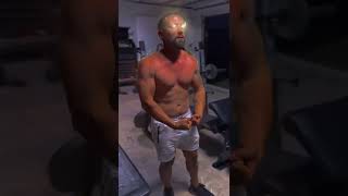 When the pre workout finally kicks in 💪🏻 🔥 #shorts #fitness #ytshorts #workout #fitnessmotivation