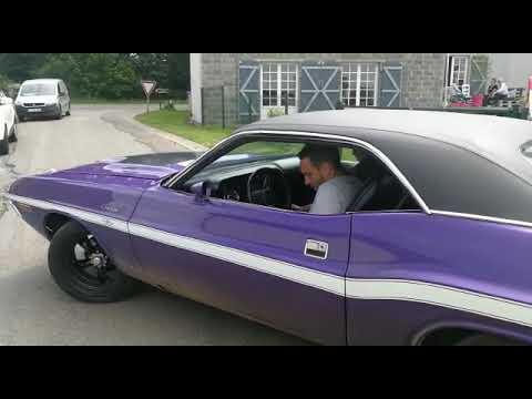 Dodge challenger rt - YouTube