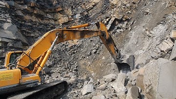 CME custom rock bucket /  50T class