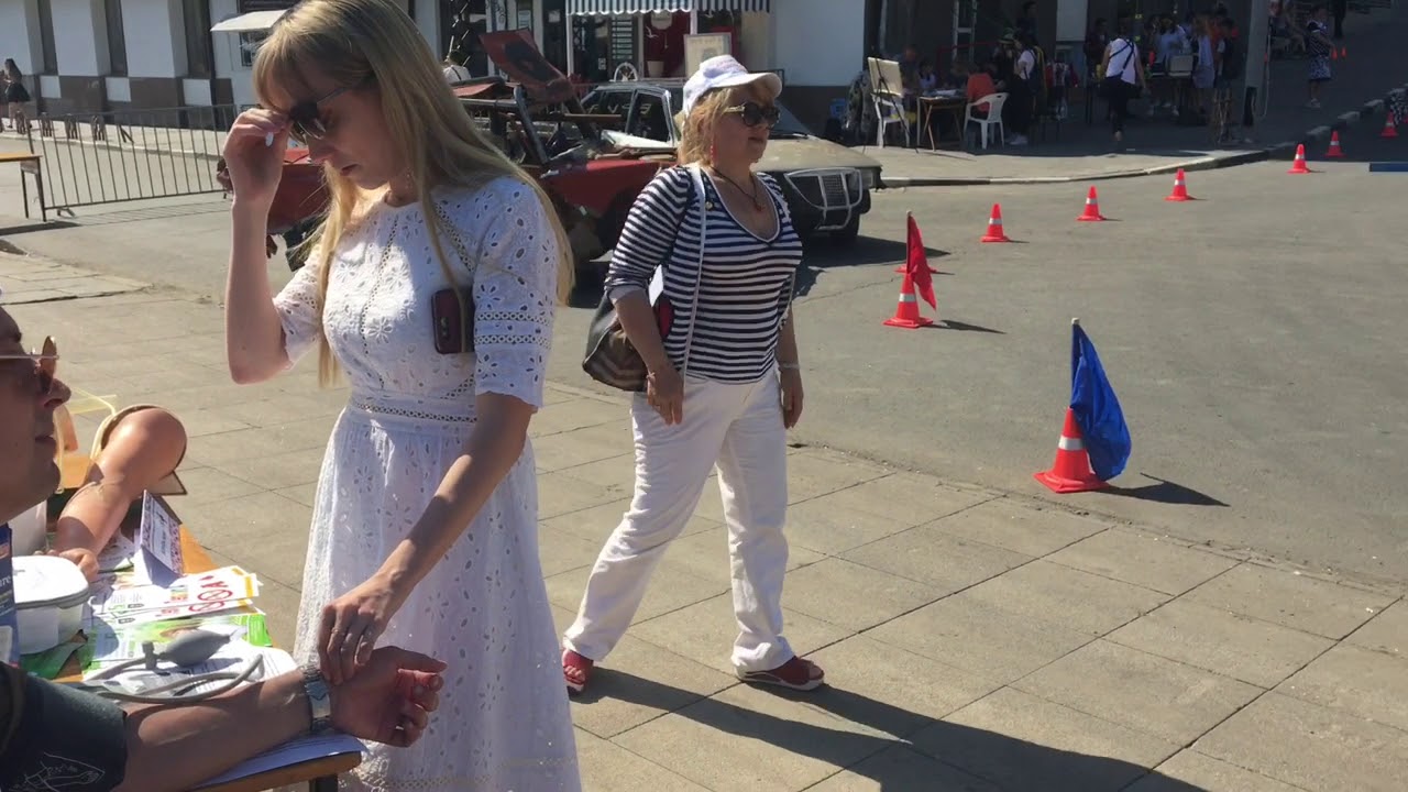 Волонтеры-медики СОБМК - YouTube