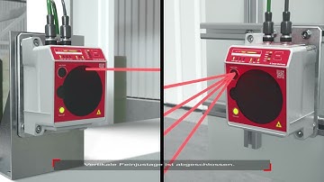 Montage einer Datenübertragungs-Lichtschranke DDLS 500 an einer Fahrachse eines Regalbediengerätes