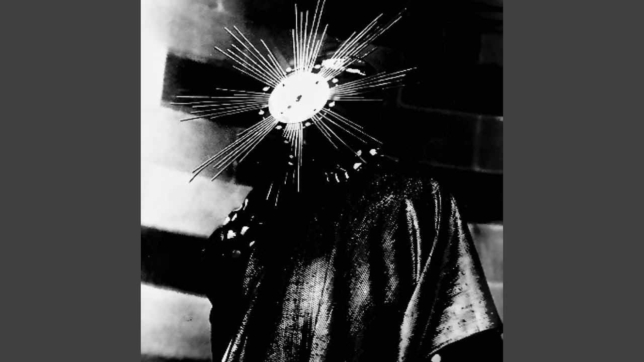 Guarda LO su YouTube Guarda LO su YouTube