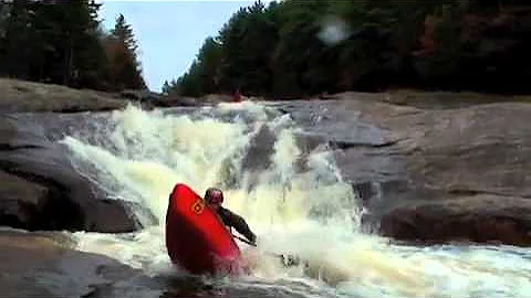 Is the L'edge a dry boat?