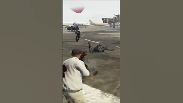 Commando VS AK47 In GTA 5 