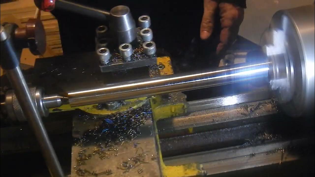 Токарим. Из чего точат болты фото. Токарь. Рукоятка для нарезания резьбы на вм210. Стаканы на токарные станки.