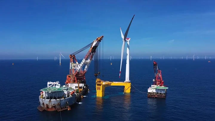 GLOBALink | China installs giant anti-typhoon floating offshore wind turbine - DayDayNews