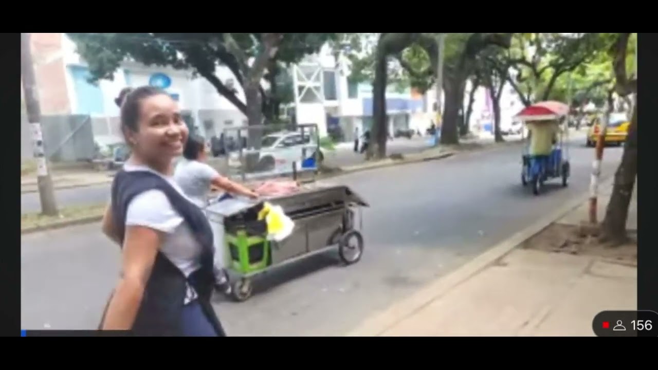 Passport Bros Floyd Wallace cold approaching random women in Cali, Colombia 