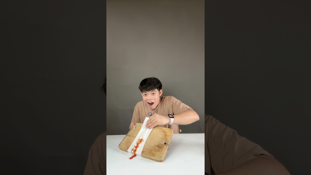 Cleaning the surface with Chopping board 