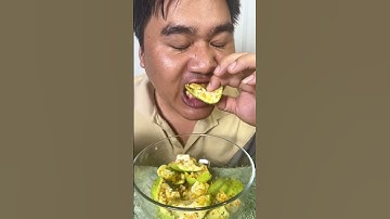 Xoài đập trộn muối lá chanh sả ớt | thánh sầu đâu