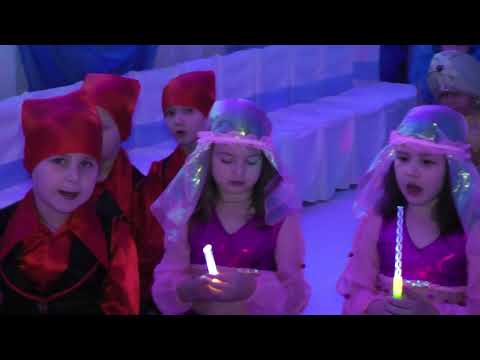Пісня Загадай бажання на новорічному святі 2021 в старшій групі Муз кер Максюта Г В