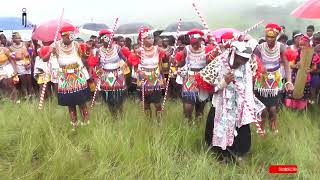 Umakoti Ugiya Kanje Uma Ebona Umyeni Wakhe