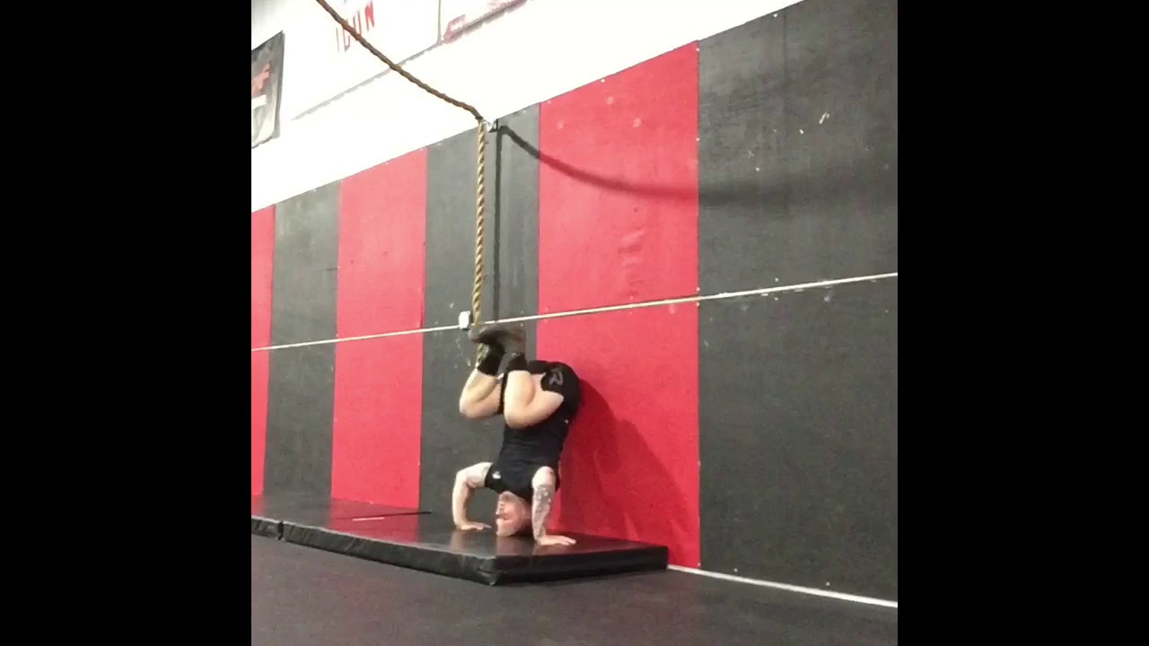 Thrive Movement Video- Kipling Handstand Push-ups