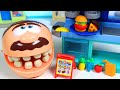Mr Play Doh Head Eats At The Toy Hamburger Restaurant Mr Play Doh Head Eats At The Toy Hamburger Restaurant