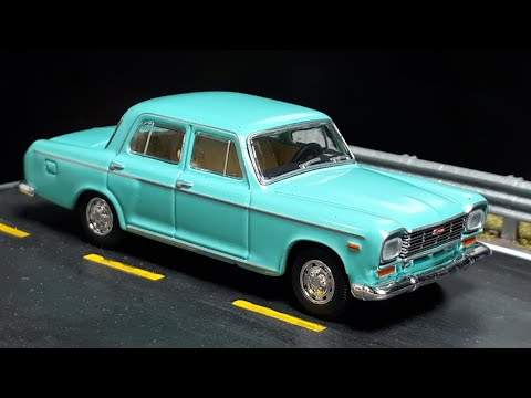 ササササィ 1/64 Shanghai sedan SH760A by Xcartoys & rear seat fix