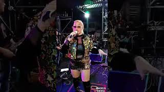 Angela vieira em bate pé #musica #praca