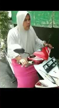 Angkek ciek uni,........ Lambuik sanak