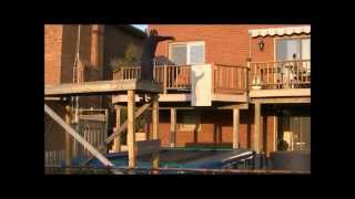 Backyard Trampoline Wall Walking : Devin Stavert