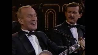 Smothers Bros, Mason Williams hosted by John Williams \& Boston Pops