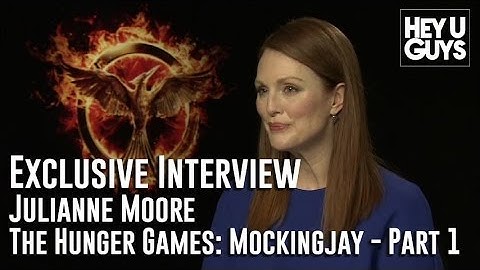 Julianne Moore Interview - The Hunger Games: Mockingjay - Part 1
