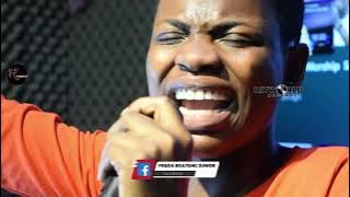 Wow! Freda Boateng Jnr, highly intense spiritual🔥 worship medley for divine encounter. #subscribe