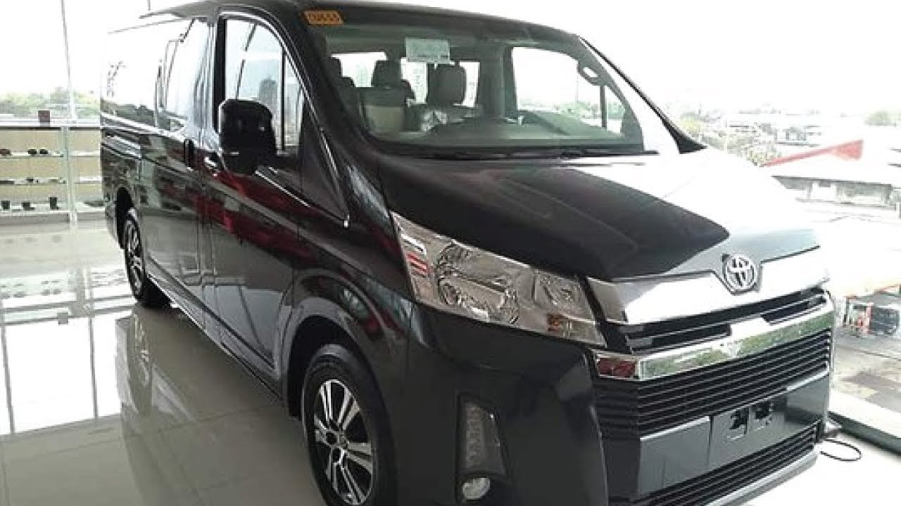 toyota black van