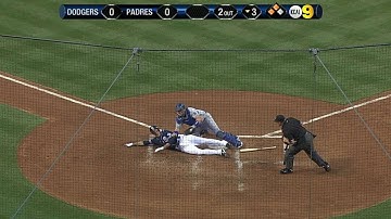 LAD@SD: Kershaw escapes a jam with timely double play