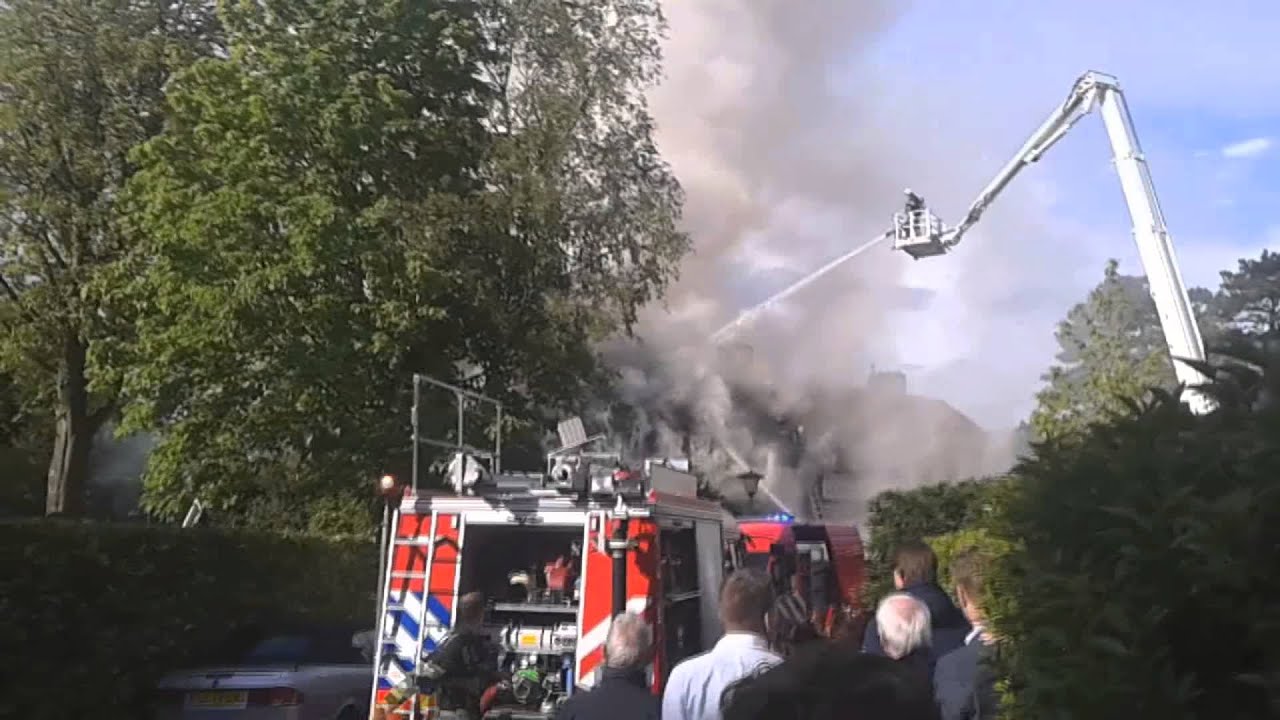 Paviljoenweg 4 Huizen Grote Brand Rietenkap 19-05-2015