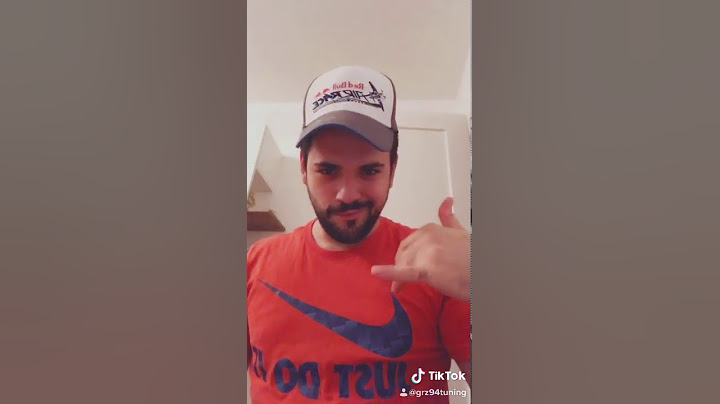 Trasformare una RED BULL in un cappello RED BULL
