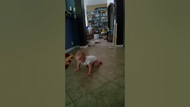 Crawling kiddo