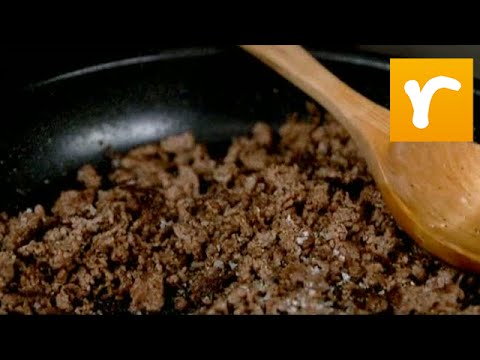 Video: Potatispaj I Ugnen Med Köttfärs Och Svamp: Ett Steg För Steg Recept Med Foton Och Videor