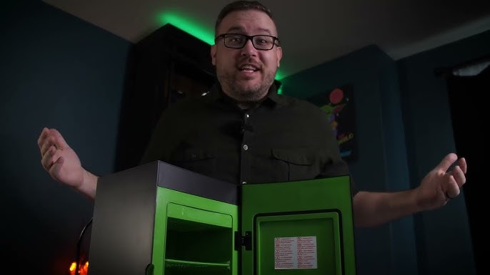 Unboxing Nevera Xbox Series X, ¿Cómo es realmente la mini nevera 𝗫𝗯𝗼𝘅  𝗦𝗲𝗿𝗶𝗲𝘀 𝗫? 😱🎮 ¡No busques más! La propia empresa encargada de  fabricarla, Ukonic, ha liberado un unboxing del