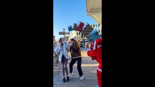 PUBLIC REACTS TO CLUMSY SANTA!