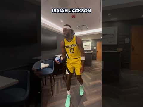 Isaiah Jackson Tries the Catch the Cup Challenge 👀