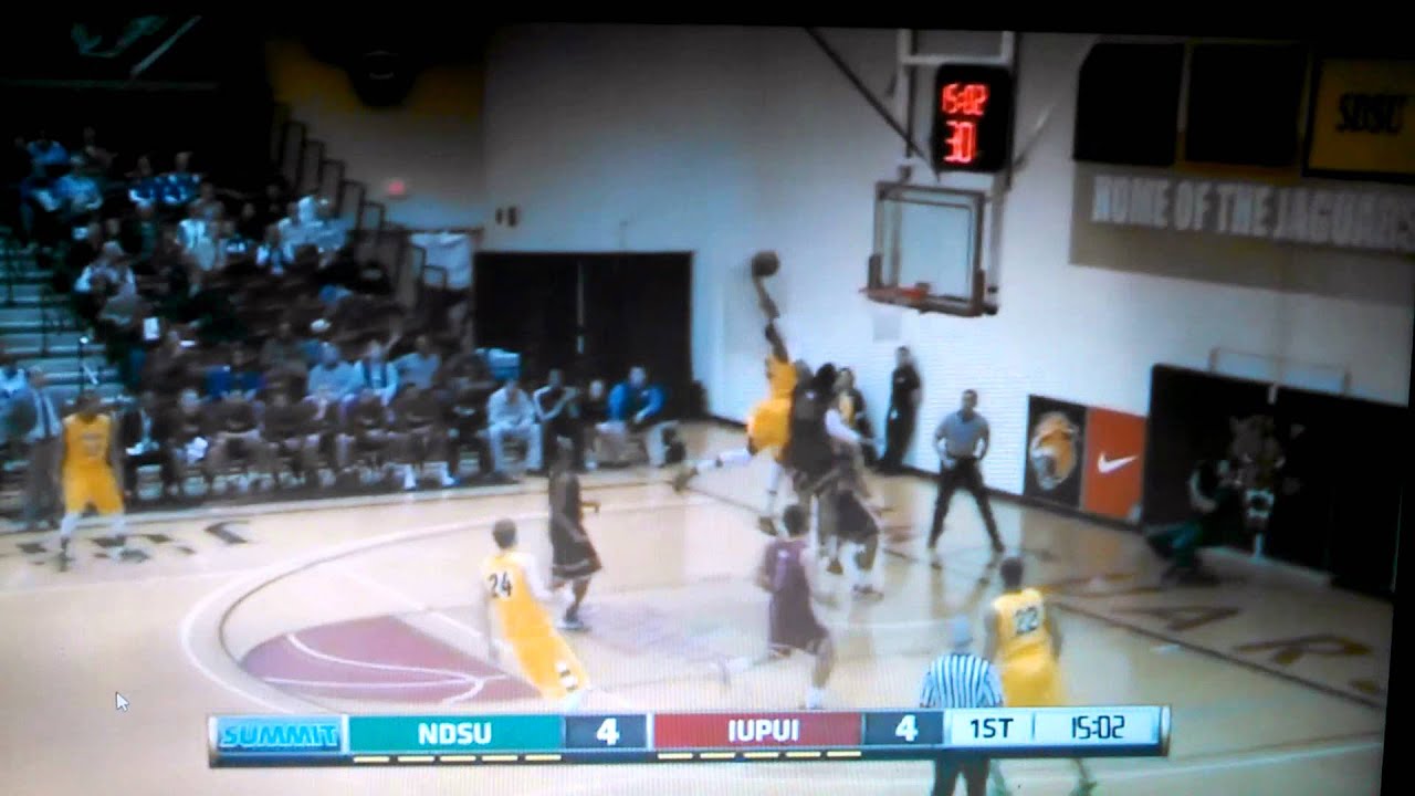 TrayVonn Wright Dunk