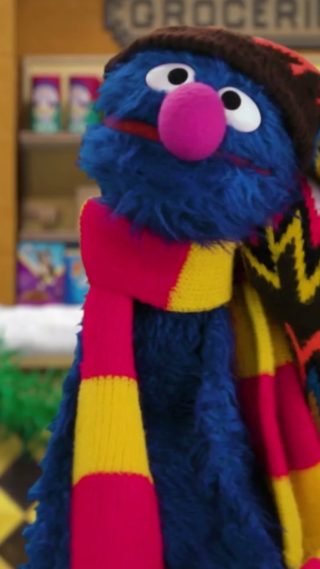 Deck the Street with Elmo and Friends!?#sesamestreet