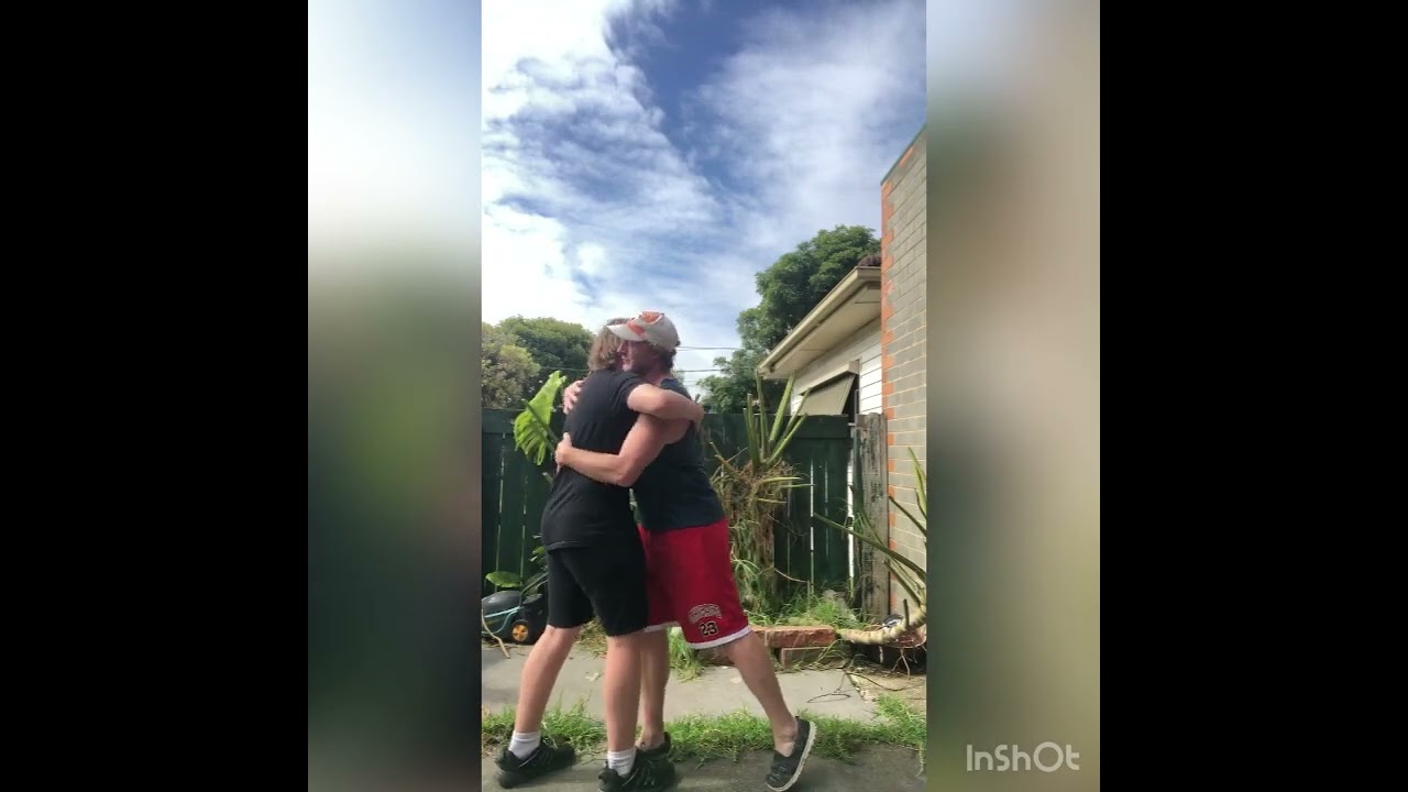 AFL TRAINING - TEACHING TACKLING