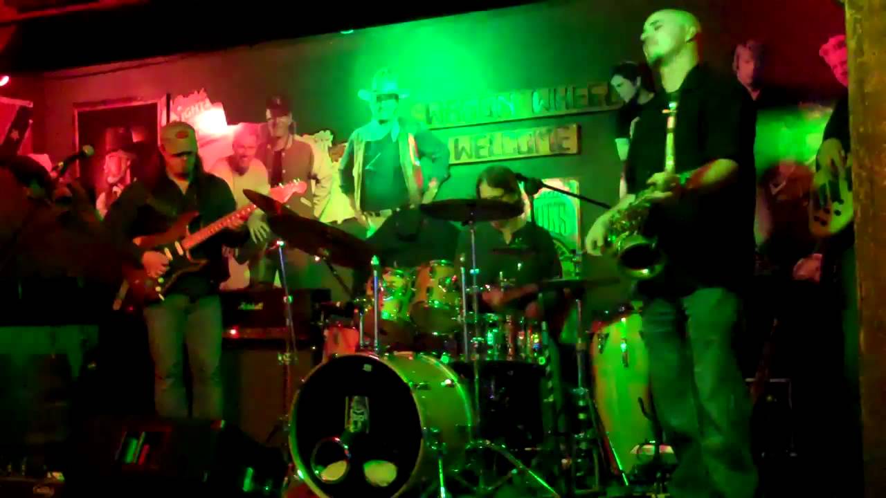 Holka/Kertzie/Wynne w/ guest Jason Moynihan - Live at Wagon Wheel - Niagara Falls, NY - 2/9/2012