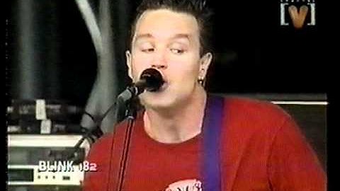 blink-182 - Going Away To College LIVE Big Day Out 2000
