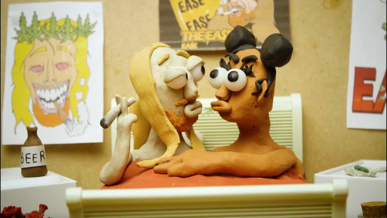 @SLEAZYEASE - DUDE AM I TRIPPIN ?