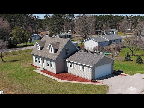 3472 Lamar Drive, Traverse City, MI home video tour