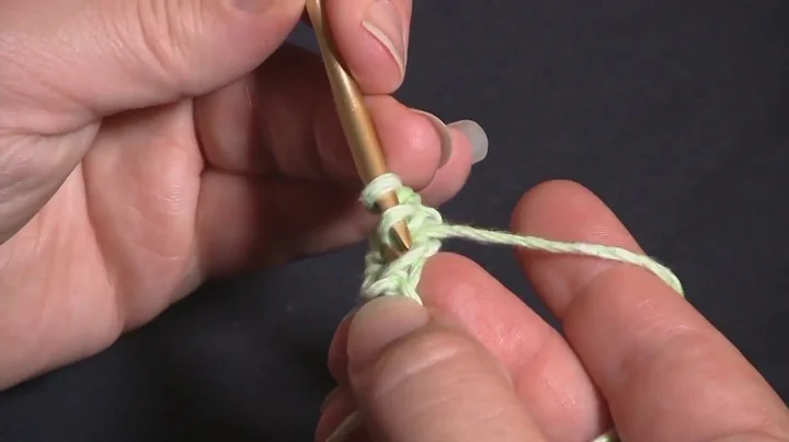 How to Crochet: Foundation Double Crochet FDC (Left Handed)