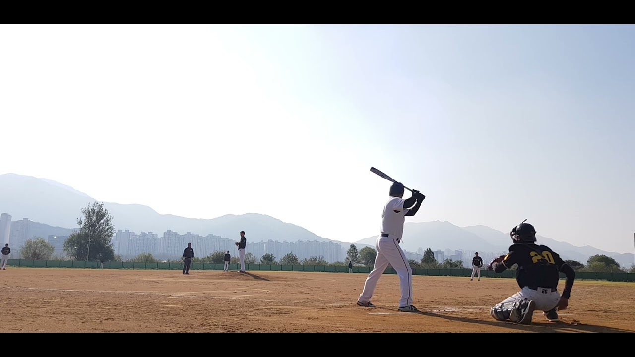 나인하츠 vs PLAYBOY_1회초 YouTube